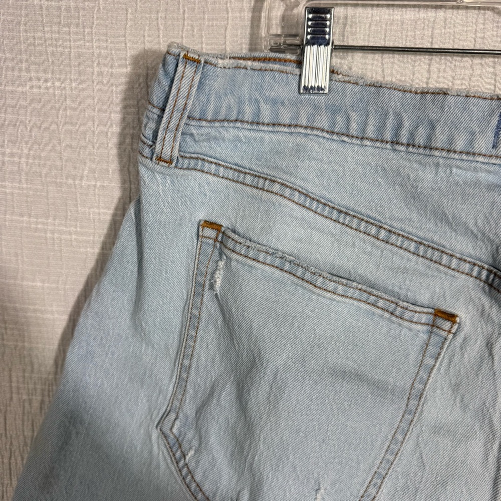 Abercrombie “The Dad Short” High Rise denim Shorts size 33/16 - Picture 9 of 9